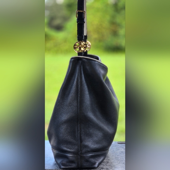 Tory Burch Duet Black Pebbled Leather Hobo Bag - Picture 5 of 12